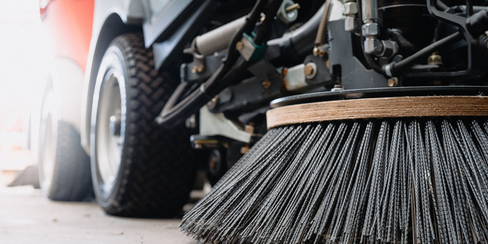 Utility vehicle cleaning